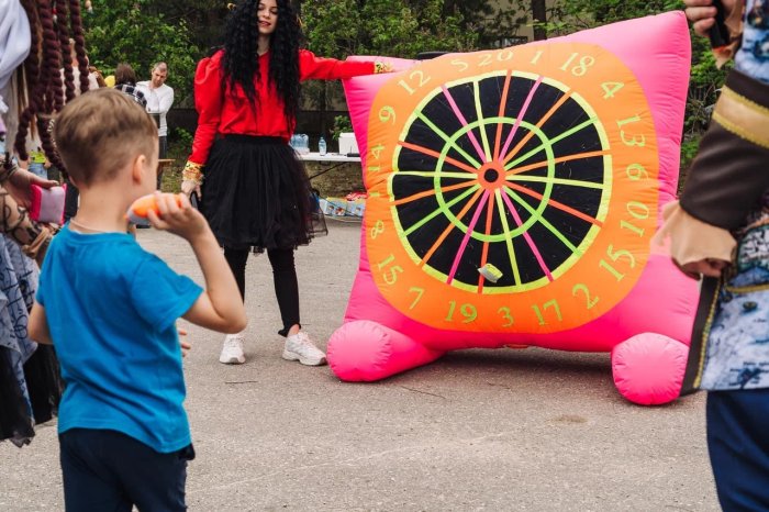 Праздник для детей в поселке Солотча от АО "РГРЭС"